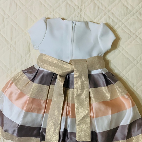 FORMAL BABY DRESS. SIZE 18M. BY BONNIE BABY. - Picture 10 of 16